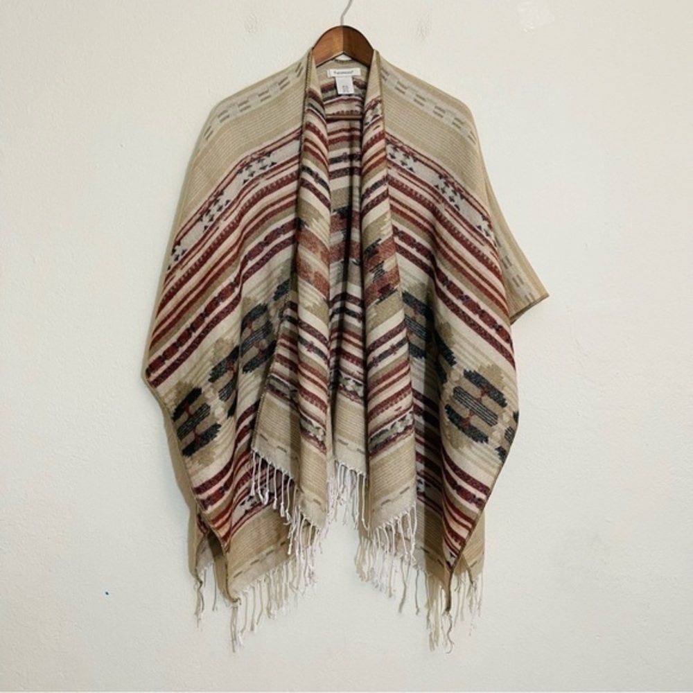 Francesca’s 100% Acrylic Fringe Hem Poncho One Size Fit Color tan/red